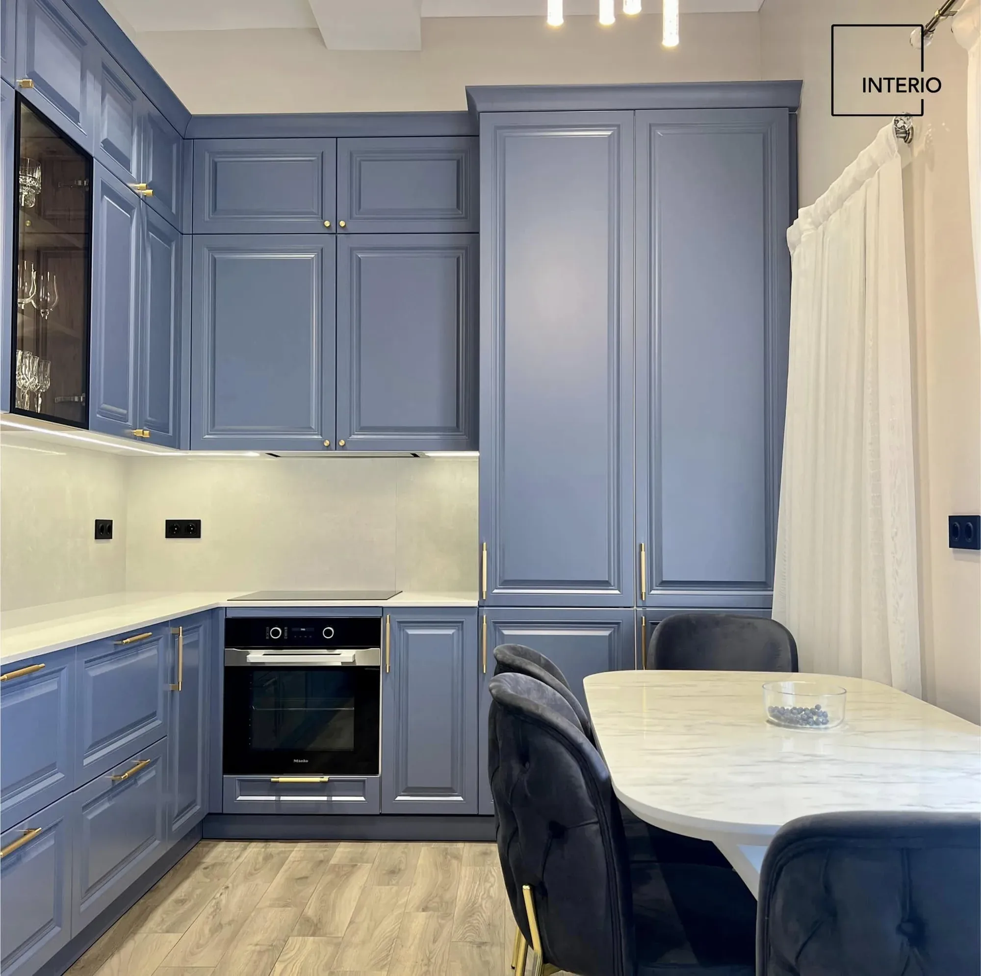 Mobilier baie: materiale potrivite pentru umiditate